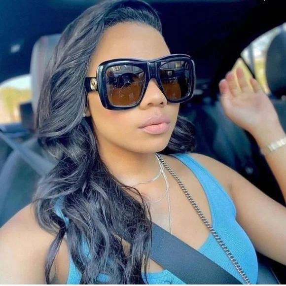 Gucci | Accessories | New Gucci Square Frame Sunglasses  display picture 3
